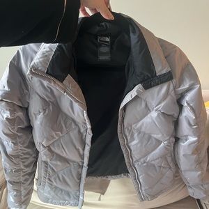 XSmall The North Face silver/gray puffer jacket in great condition